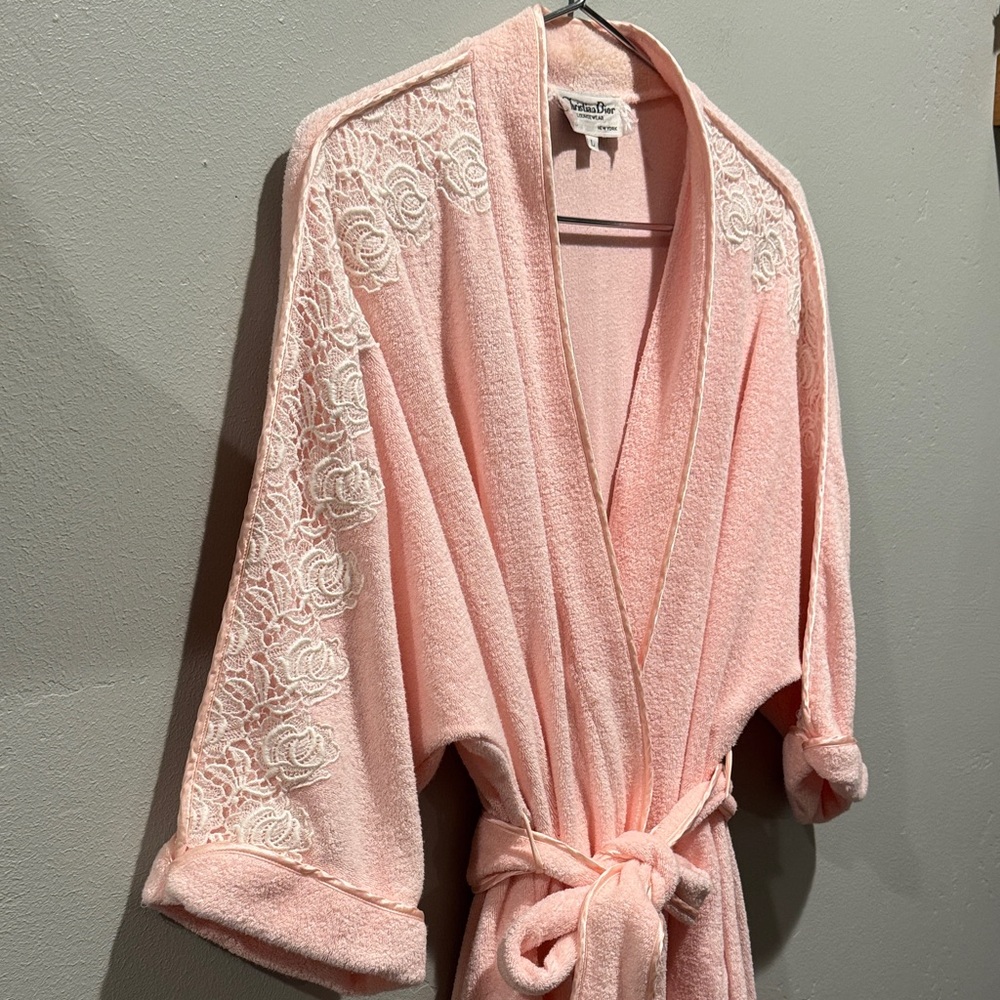 Vintage Christian Dior Carnation Pink Lace-Trim Terry Bath Lounge Robe with Tie - Picture 3 of 14